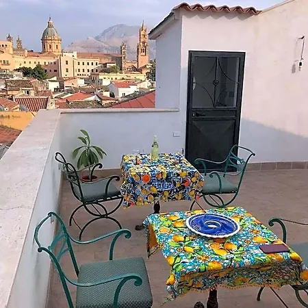 Casa Rosa * Palermo
