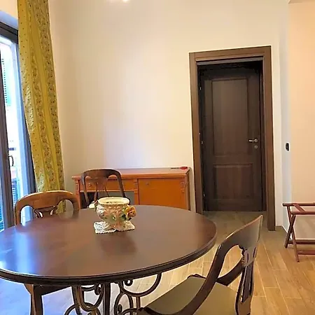 Casa Rosa Hotel *