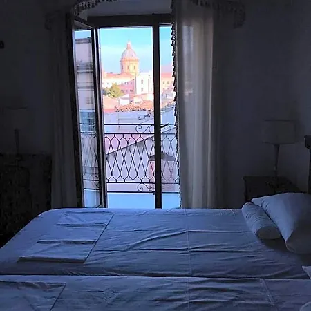 Casa Rosa * Palerme